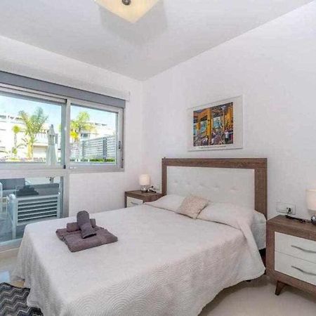 Espanhouse Caroline Bungalow Торевиеха Екстериор снимка