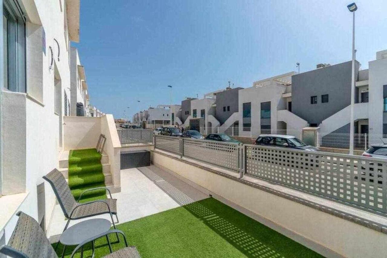 Espanhouse Caroline Bungalow Торевиеха Екстериор снимка