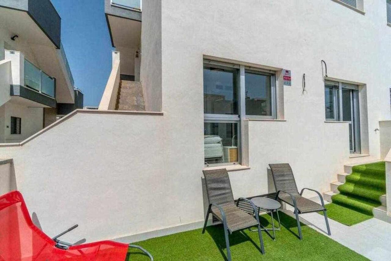 Espanhouse Caroline Bungalow Торевиеха Екстериор снимка
