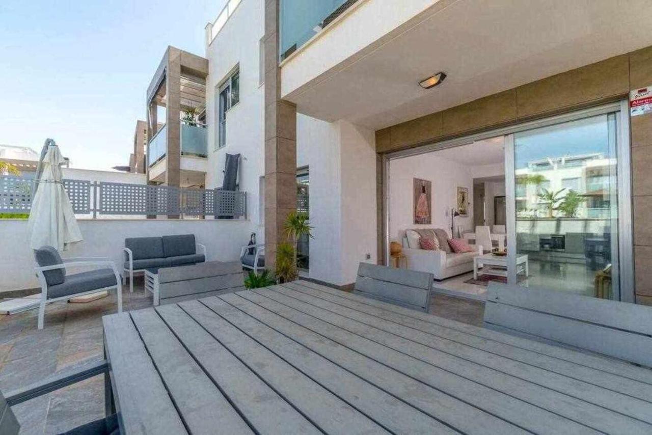 Espanhouse Caroline Bungalow Торевиеха Екстериор снимка