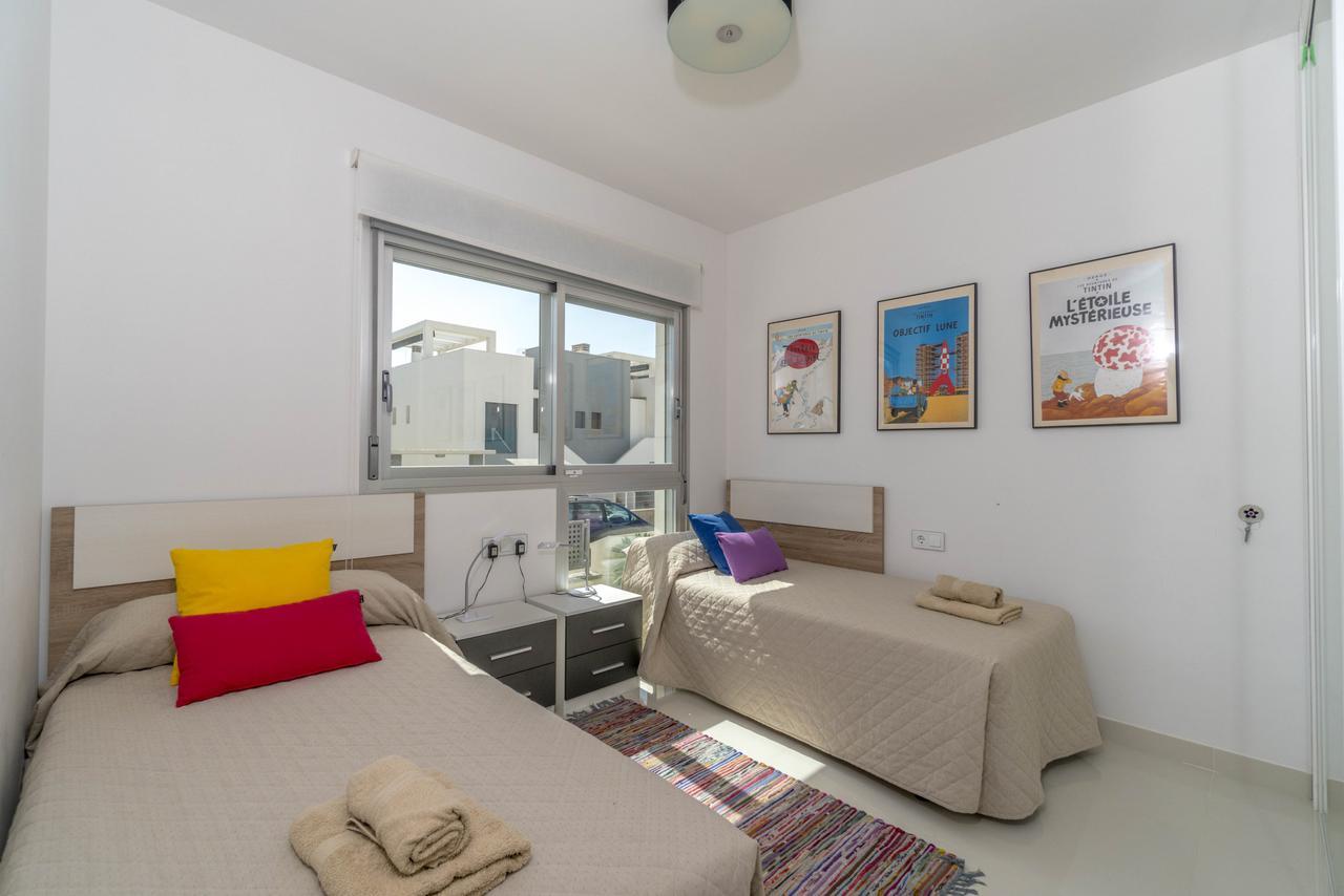 Espanhouse Caroline Bungalow Торевиеха Екстериор снимка